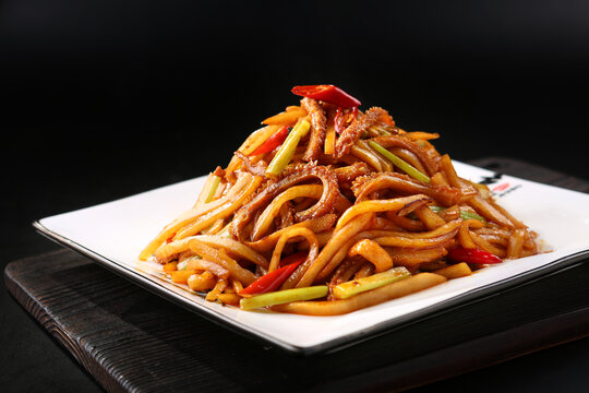酸萝卜炒牛肚 - Tripe with Pickled Radish - XIANGWEI CHINESE CUISINE signature